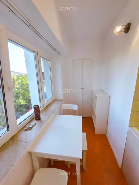 Stirbei Voda, Tribunalul Sectorului 6, Eroilor, garsoniera, 42 mp.