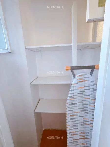 Stirbei Voda, Tribunalul Sectorului 6, Eroilor, garsoniera, 42 mp.